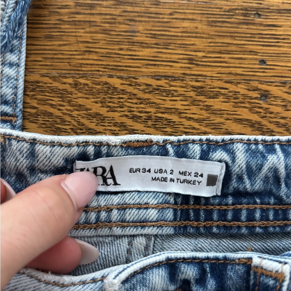 Zara Ripped Jeans - Picture 6 of 6